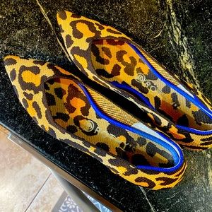 Rothy Big cat points!